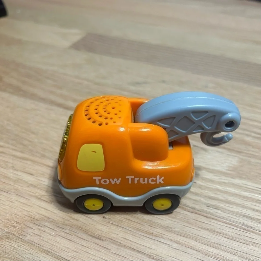 Vtech Tow Truck Go Go Smart Wheels Vehicles Musical Light Up Kids Toy Orange